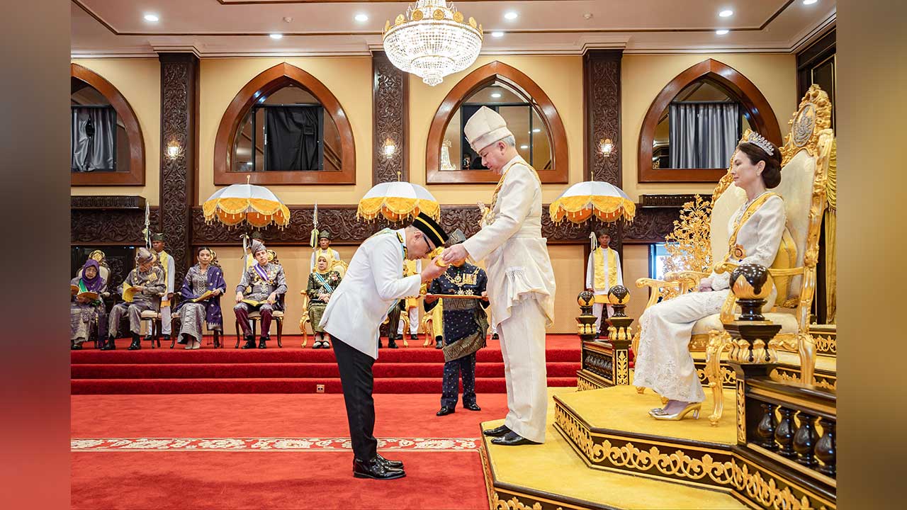 Sultan Nazrin berkenan kurnia darjah kebesaran, pingat kepada 29 penerima