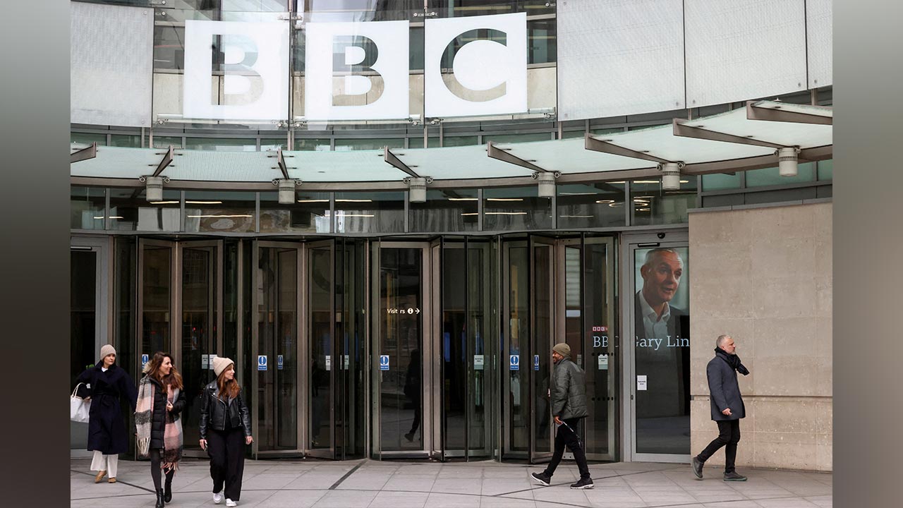 Ketua BBC, ketua berita letak jawatan selepas kontroversi suntingan dokumentari Trump