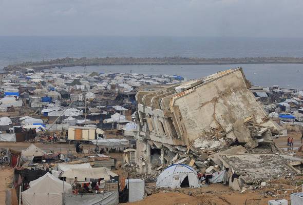 UN Security Council adopts US resolution on Trump's Gaza plan