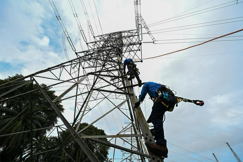 TNB terus memperkukuh aspek kebolehpercayaan grid dan pengalaman pelanggan melalui pelaburan bersasar meliputi penyenggaraan, tindak balas operasi dan infrastruktur digital. - Foto TNB  