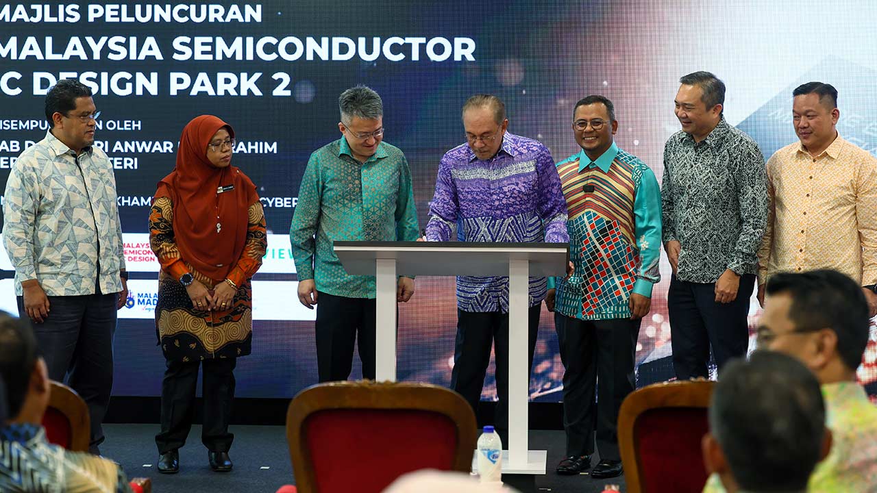 Malaysia kini miliki pusat ujian cip termaju, pertama di rantau Asia Tenggara