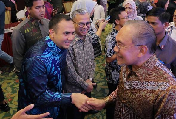 Anwar komited bangunkan Sabah, tangani isu air, jalan dan elektrik