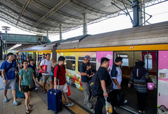 KTMB lancar Kad Komlink "KTM Komuter x Bichi Mao", kempen "Kom-Mao-Ter Challenge"