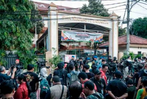 Letupan sekolah Jakarta: Remaja bawa tujuh bahan letupan, empat meletup