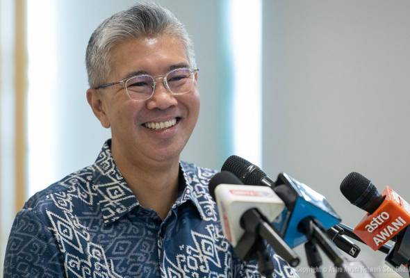 [TERKINI] Tengku Zafrul sahkan 2 Disember hari terakhir di MITI