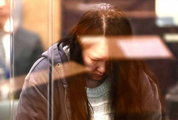 Bunuh, sumbat mayat dua anak dalam beg pakaian, wanita New Zealand dihukum penjara seumur hidup