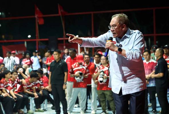Malaysia tidak akan berjaya jika terus main sentimen negeri, daerah - PM Anwar