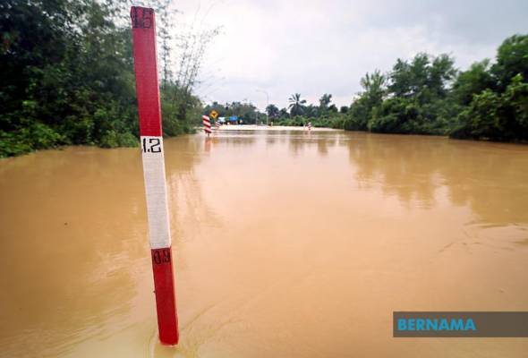 Penduduk Kampung Limau Kasturi diingatkan segera berpindah, paras Sungai Galas meningkat