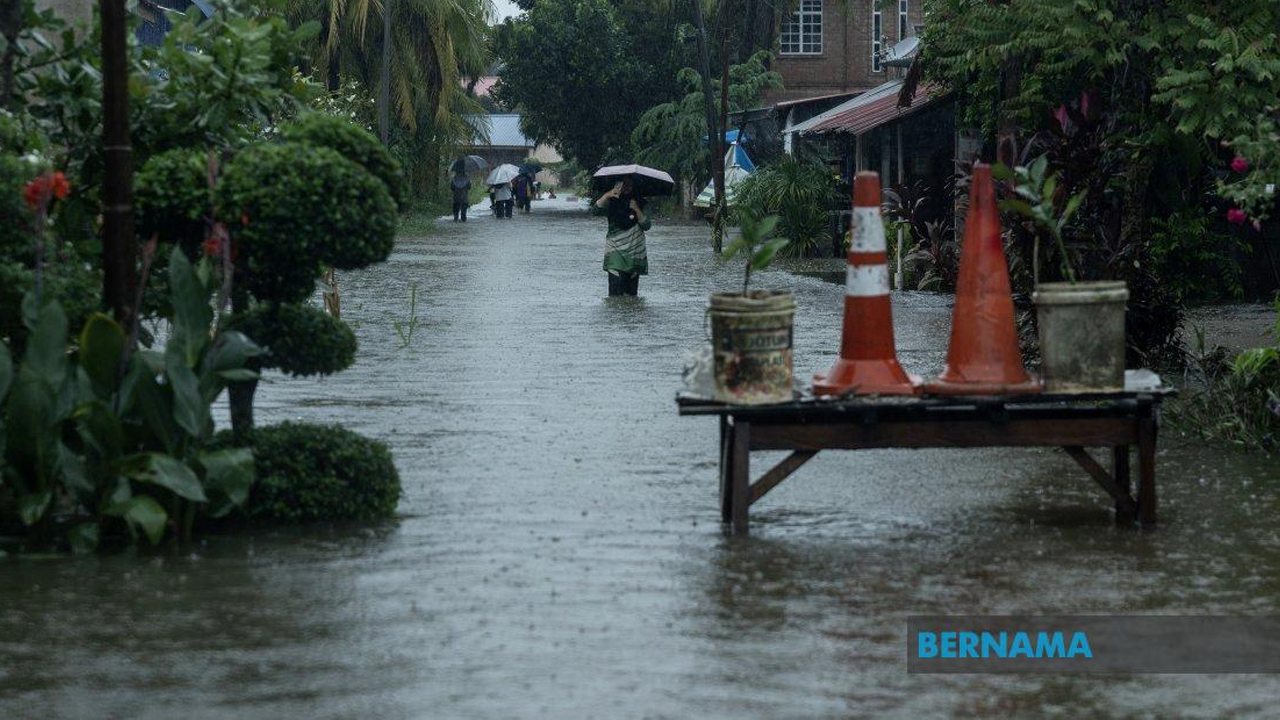 Sandakan dilanda banjir, jumlah mangsa di negeri lain berkurangan<