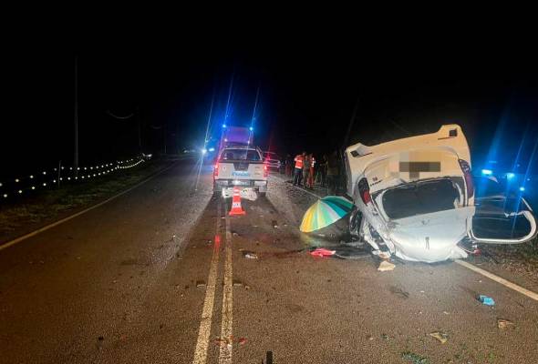 Pelajar tahfiz maut, kereta dipandu langgar lori muatan sawit