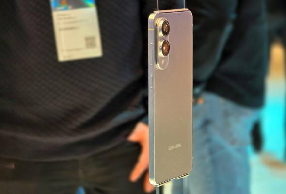 Samsung tangguh pembangunan Galaxy Edge 2