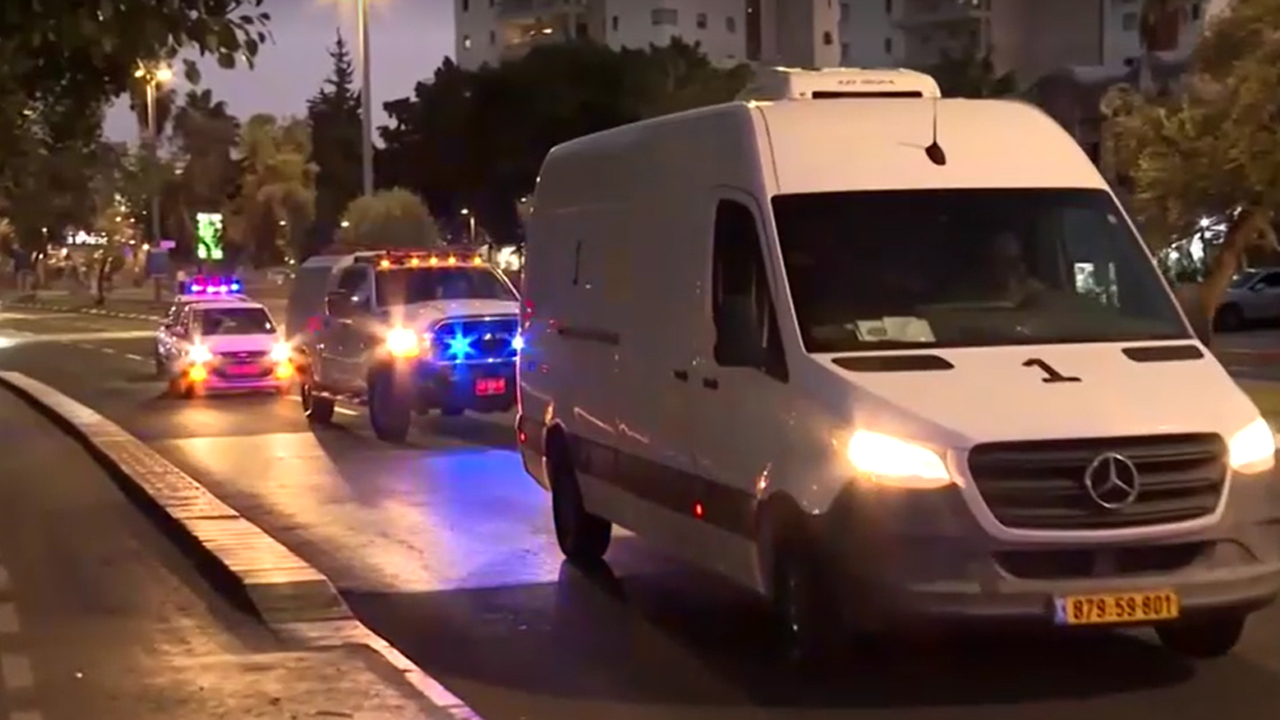 Mayat dipercayai tebusan tiba di institut forensik Israel untuk pengecaman