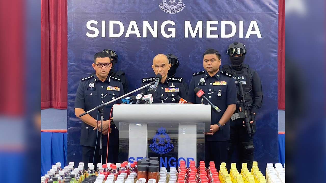 'Tiada bukti pegawai SPRM acu pistol ke arah Albert Tei setakat ini' - Polis