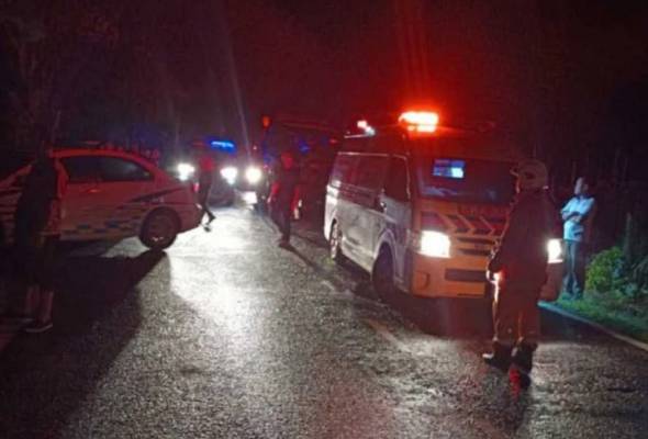 Penunggang motosikal maut terjatuh ke dalam sungai