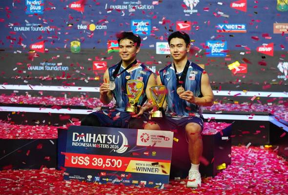 Malaysia sapu bersih acara beregu, cipta sejarah luar biasa di Indonesia