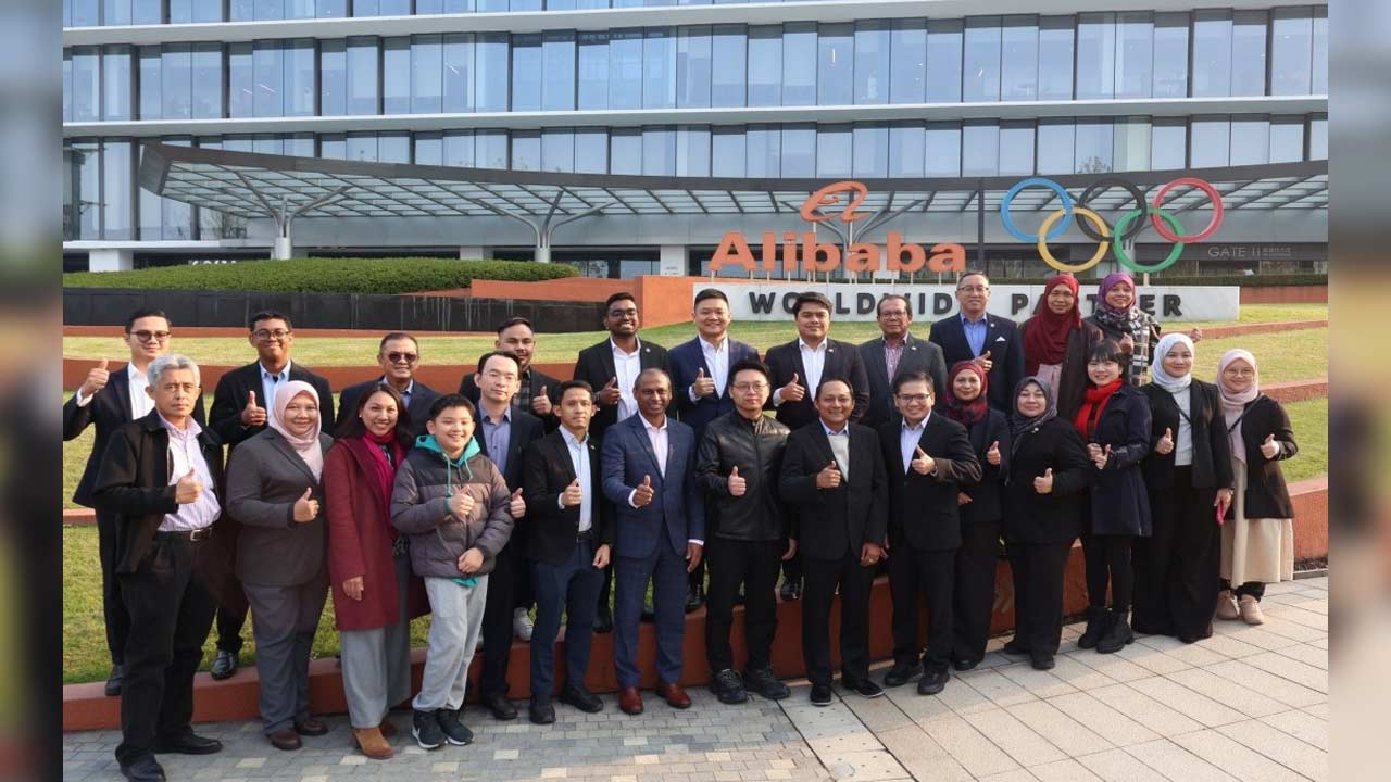 Kerjasama strategik JTDC-Alibaba lahir pakar reka bentuk AI Johor