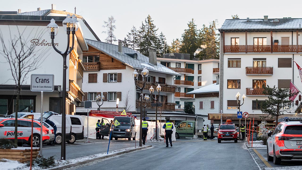 Dua Pengusaha Bar Crans-Montana Disiasat Kes Cuai - hiburan news from Astro AWANI