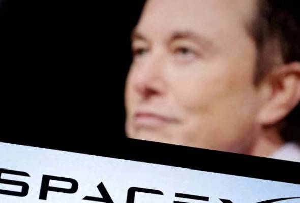 SpaceX alihkan tumpuan bina bandar di Bulan berbanding projek Marikh - Musk
