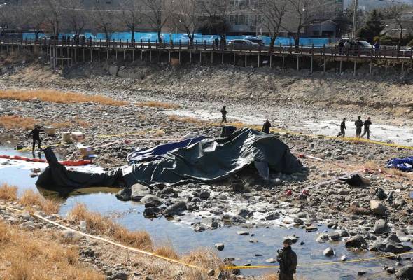 2 maut selepas helikopter tentera terhempas di Gapyeong, Korea Selatan